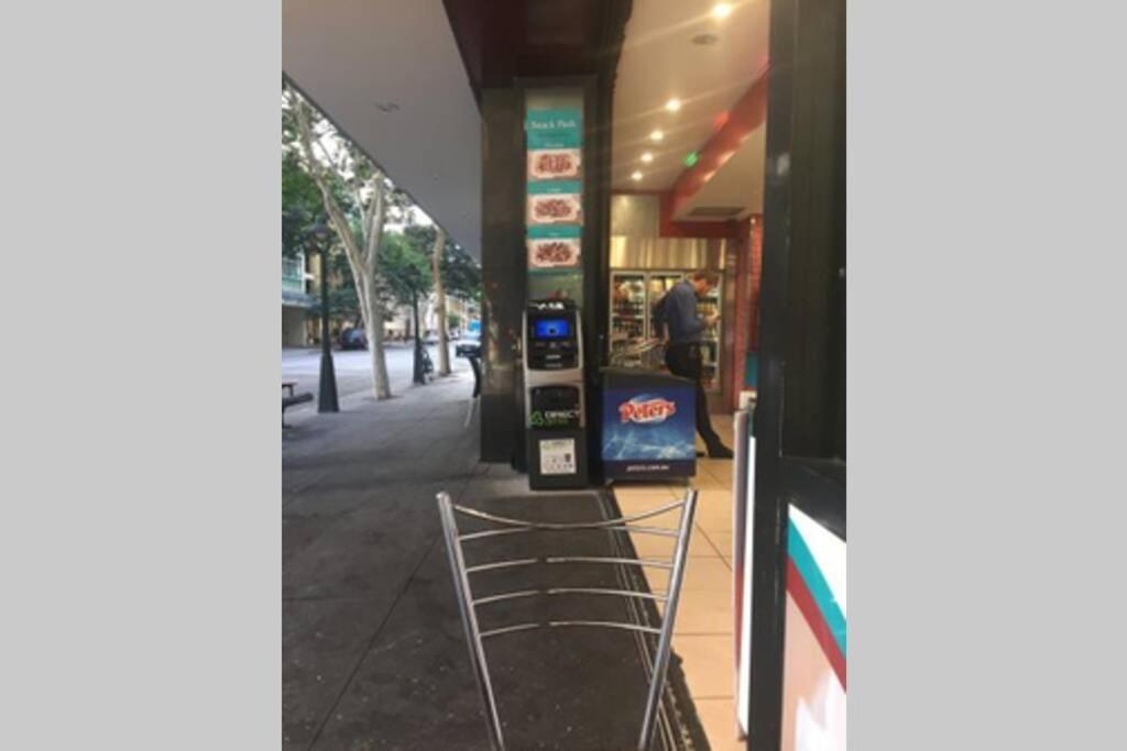 Lvl 59 Skytower Amazing Views Cbd Wifi Carpark By Stylish Brisbane