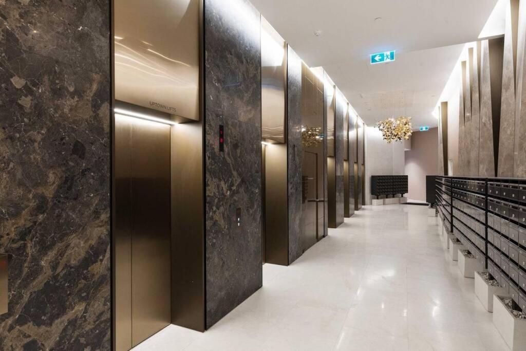 Lvl 59 Skytower Amazing Views Cbd Wifi Carpark By Stylish Apartment *